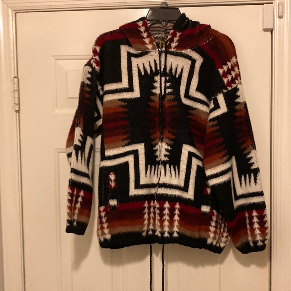 Tejidos Ruminahui Full Zip w/ Hoodie.  Medium